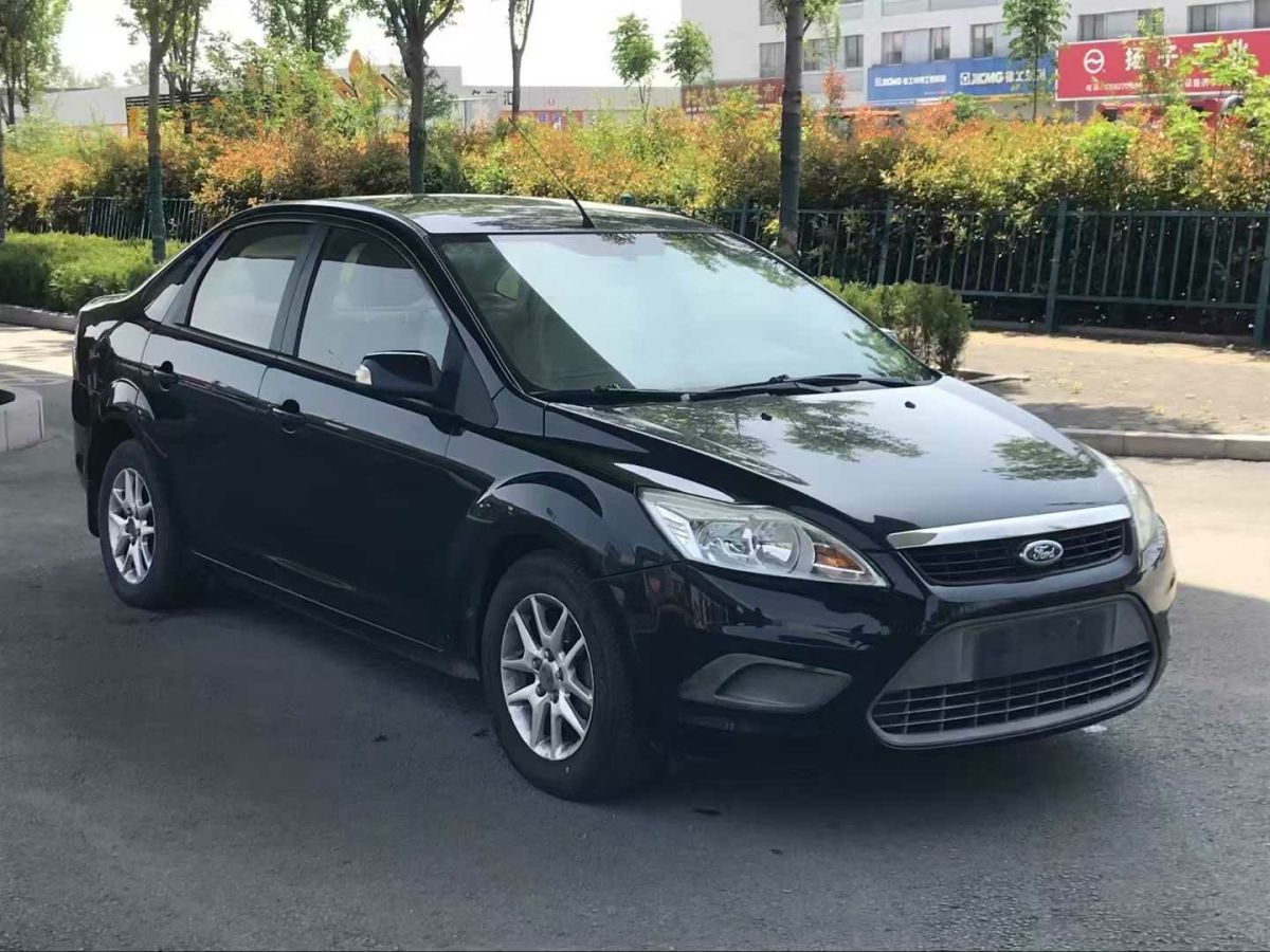 福特 ?？怂? 2013款 2.0T ST 標(biāo)準(zhǔn)版圖片