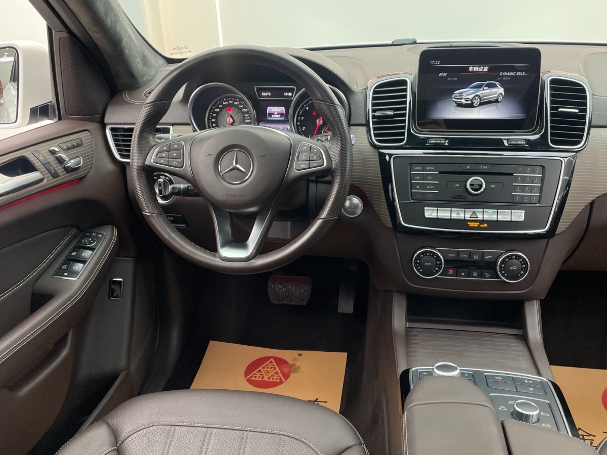 奔馳 奔馳GLE  2018款 GLE 400 4MATIC 臻藏版圖片