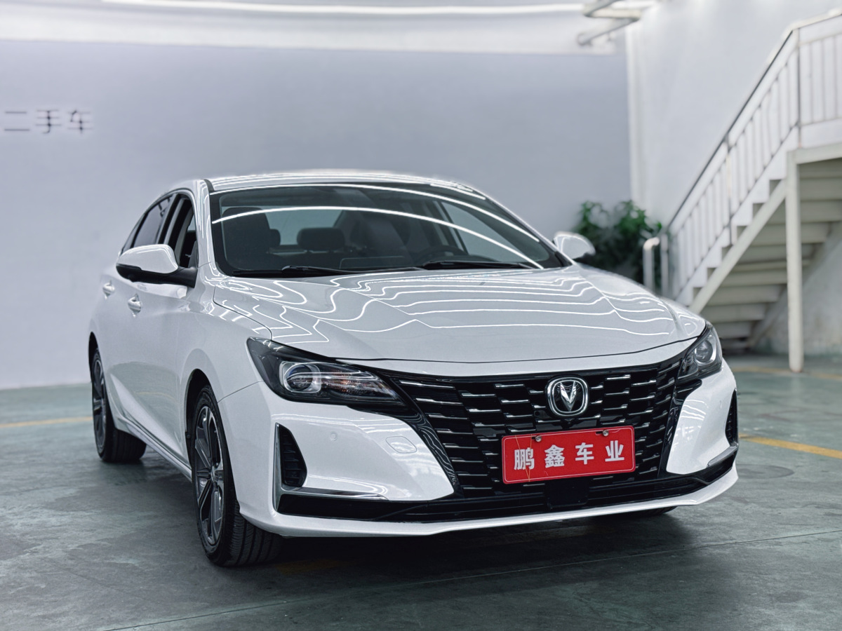 長(zhǎng)安 銳程CC  2022款 藍(lán)鯨版 1.5T DCT豪華型圖片