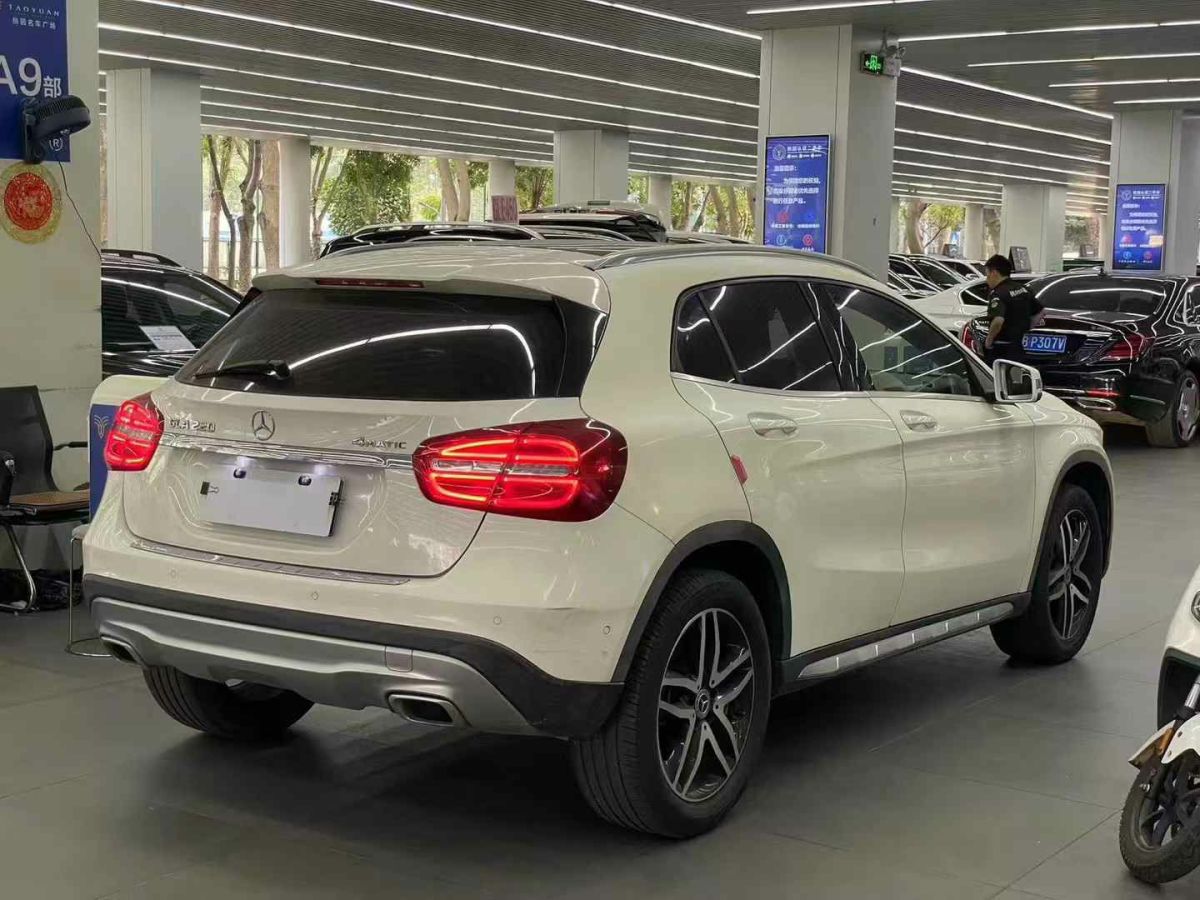 奔馳 奔馳GLA AMG  2017款 AMG GLA 45 4MATIC圖片