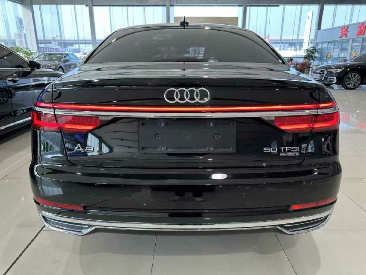 奧迪 奧迪S8  2020款 S8L 4.0TFSI quattro圖片