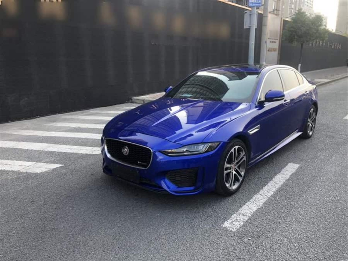 捷豹 XEL  2020款 2.0T 200PS R-DYNAMIC S進(jìn)取運(yùn)動(dòng)版圖片
