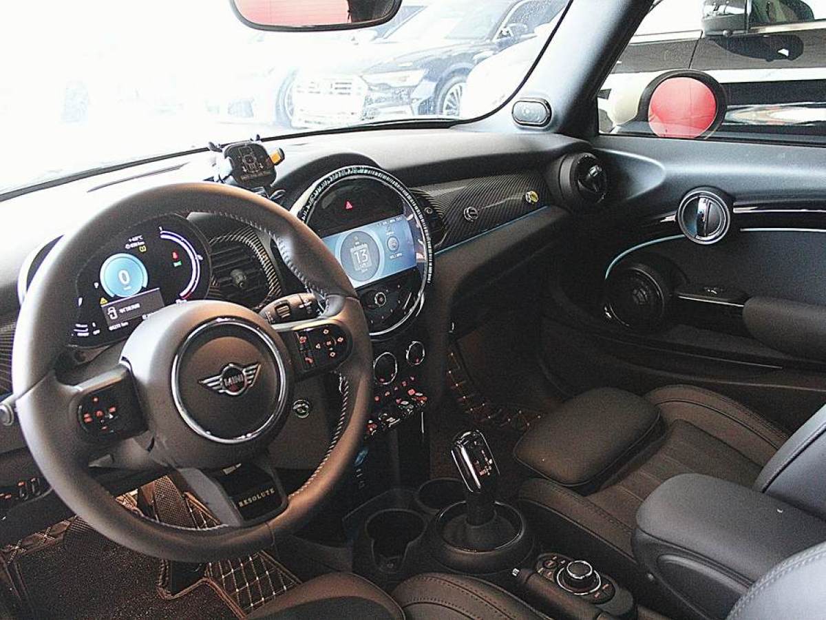 MINI MINI  2023款 1.5T COOPER 執(zhí)迷版圖片