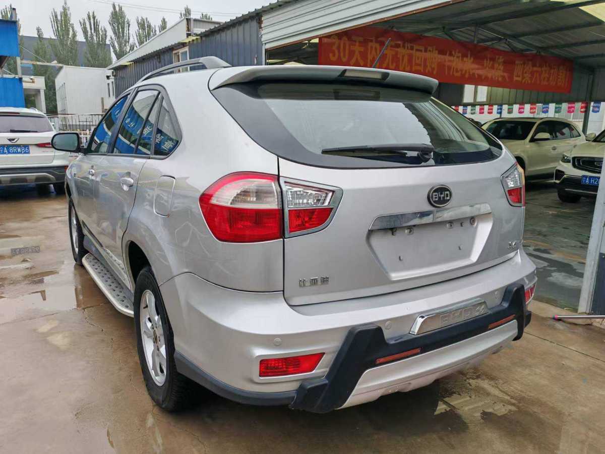 比亞迪 S6  2014款 2.0L 手動(dòng)尊貴型 5座圖片