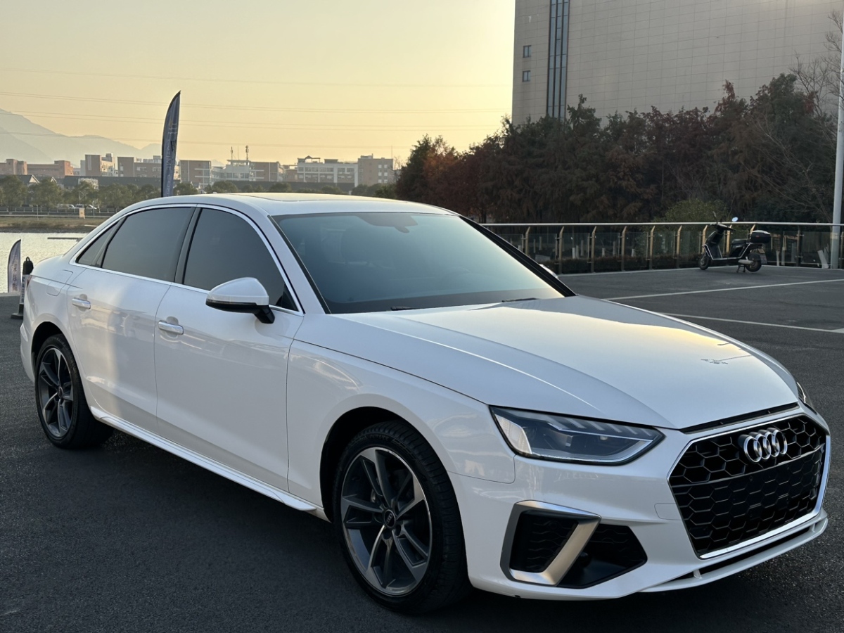 奧迪 奧迪A4L  2022款 40 TFSI 時尚動感型圖片