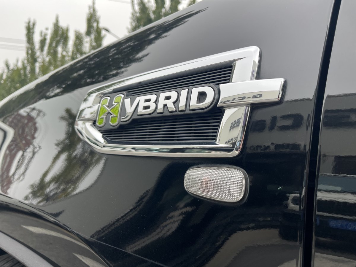 2010年5月凱迪拉克 凱雷德ESCALADE  2010款 6.0 Hybrid