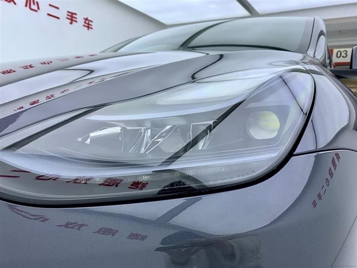 特斯拉 Model 3  2023款 煥新版 后輪驅(qū)動圖片