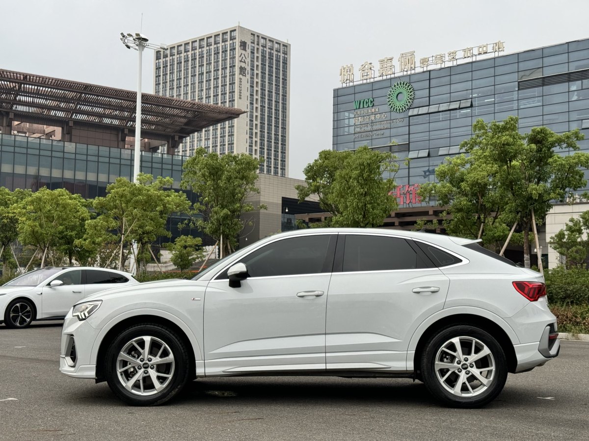 奥迪 奥迪Q3  2023款 35 TFSI 进取动感型图片