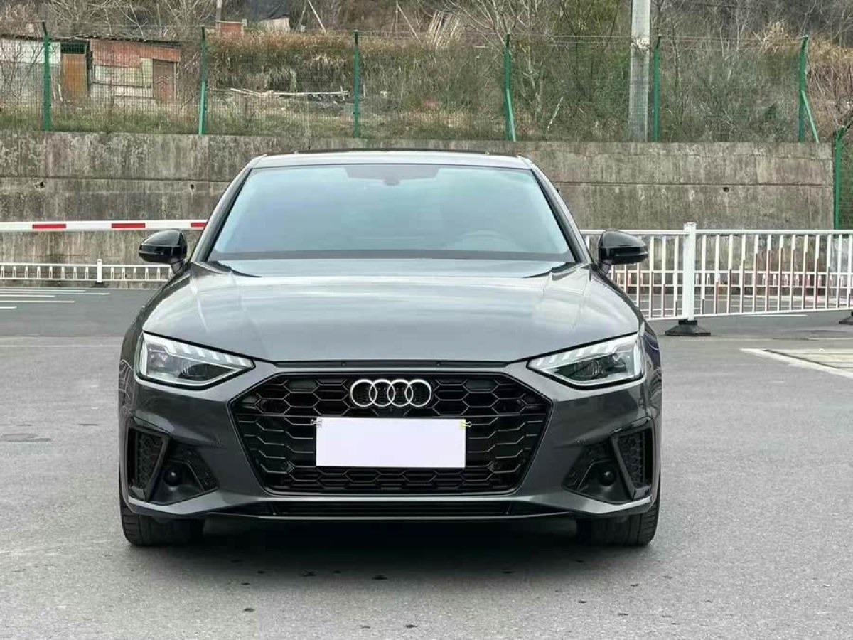 奧迪 奧迪A4L  2022款 40 TFSI 豪華動(dòng)感型圖片