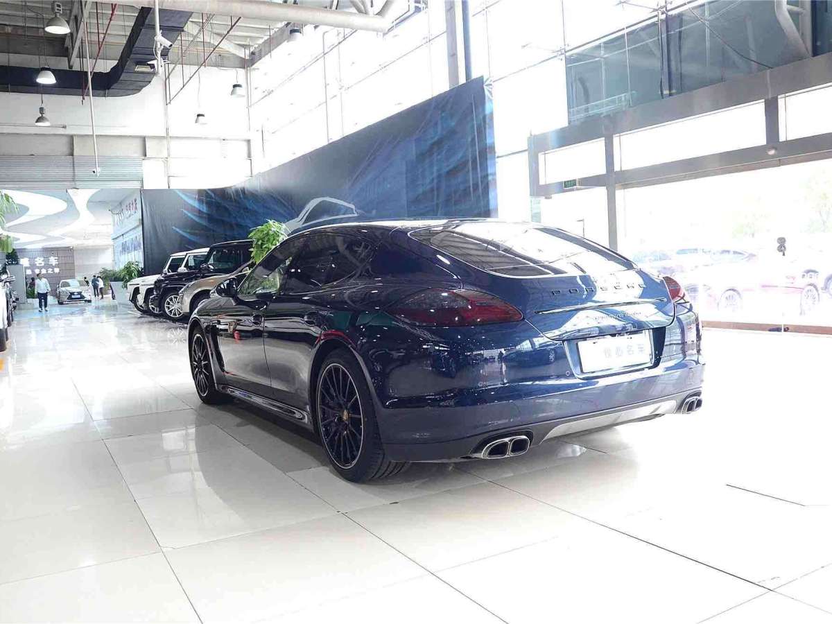 2012年8月保時捷 Panamera  2010款 Panamera Turbo 4.8T