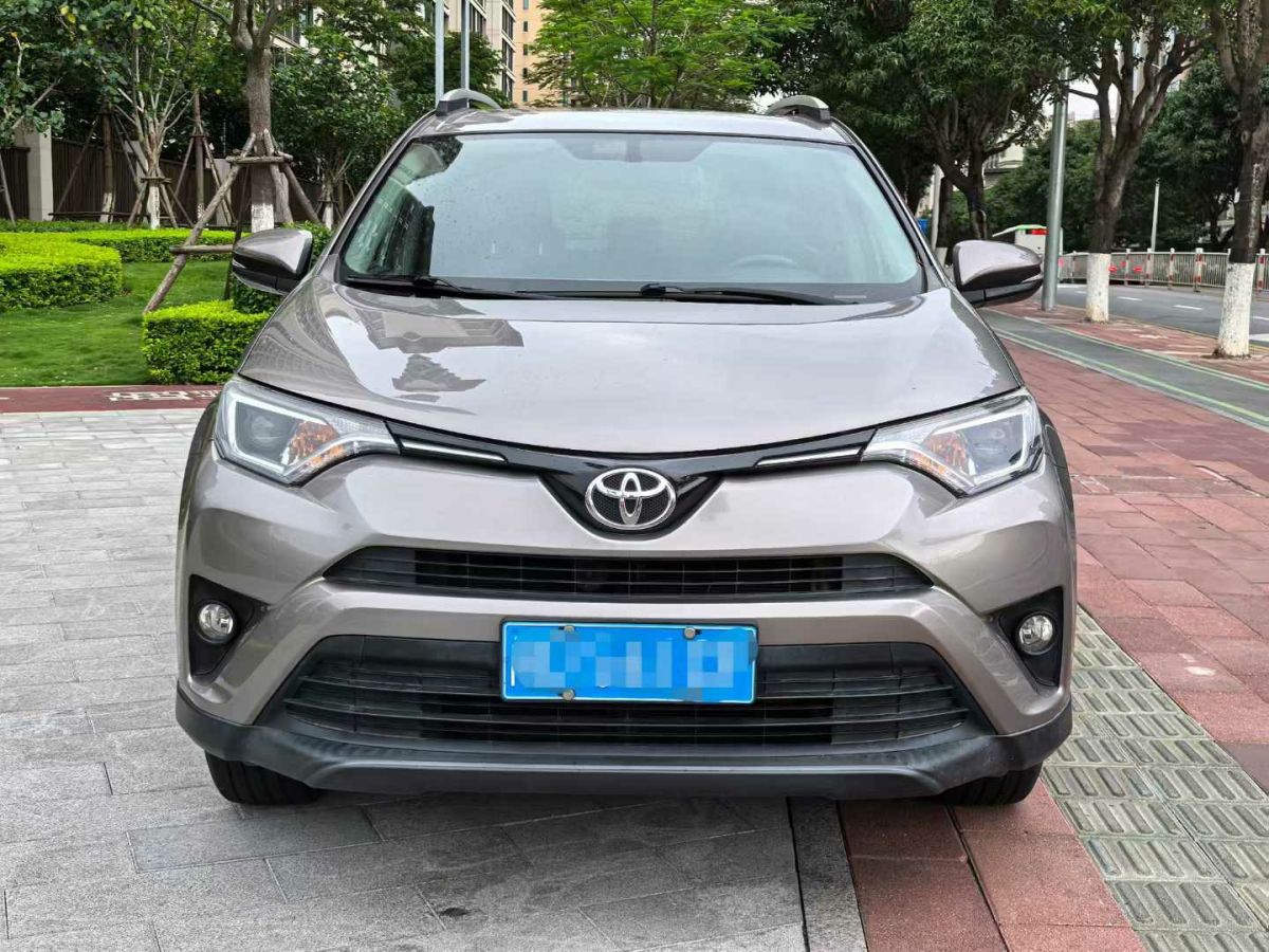 豐田 RAV4榮放  2019款  2.0L CVT兩驅(qū)風(fēng)尚版 國(guó)VI圖片