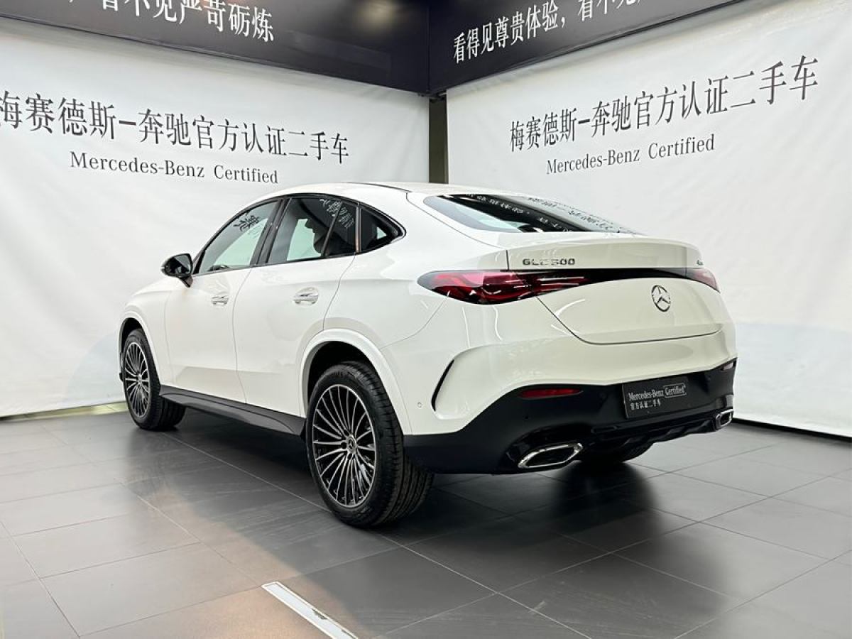 奔馳 奔馳GLC  2024款 GLC 300 4MATIC 轎跑SUV圖片