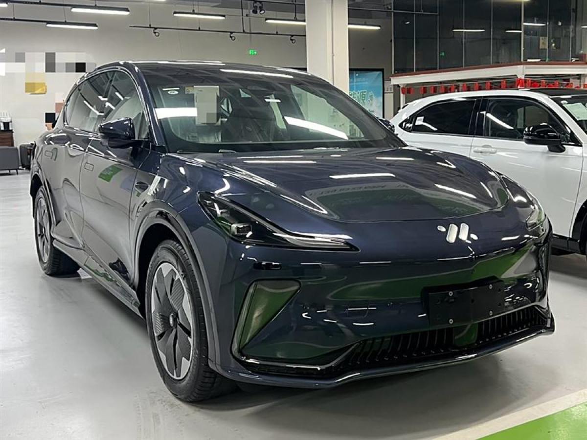 智己 智己LS7  2023款 77kWh Urban Fit后驅(qū)版圖片