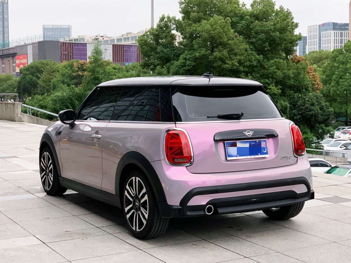 MINI MINI  2022款 改款 1.5T COOPER 經(jīng)典派圖片