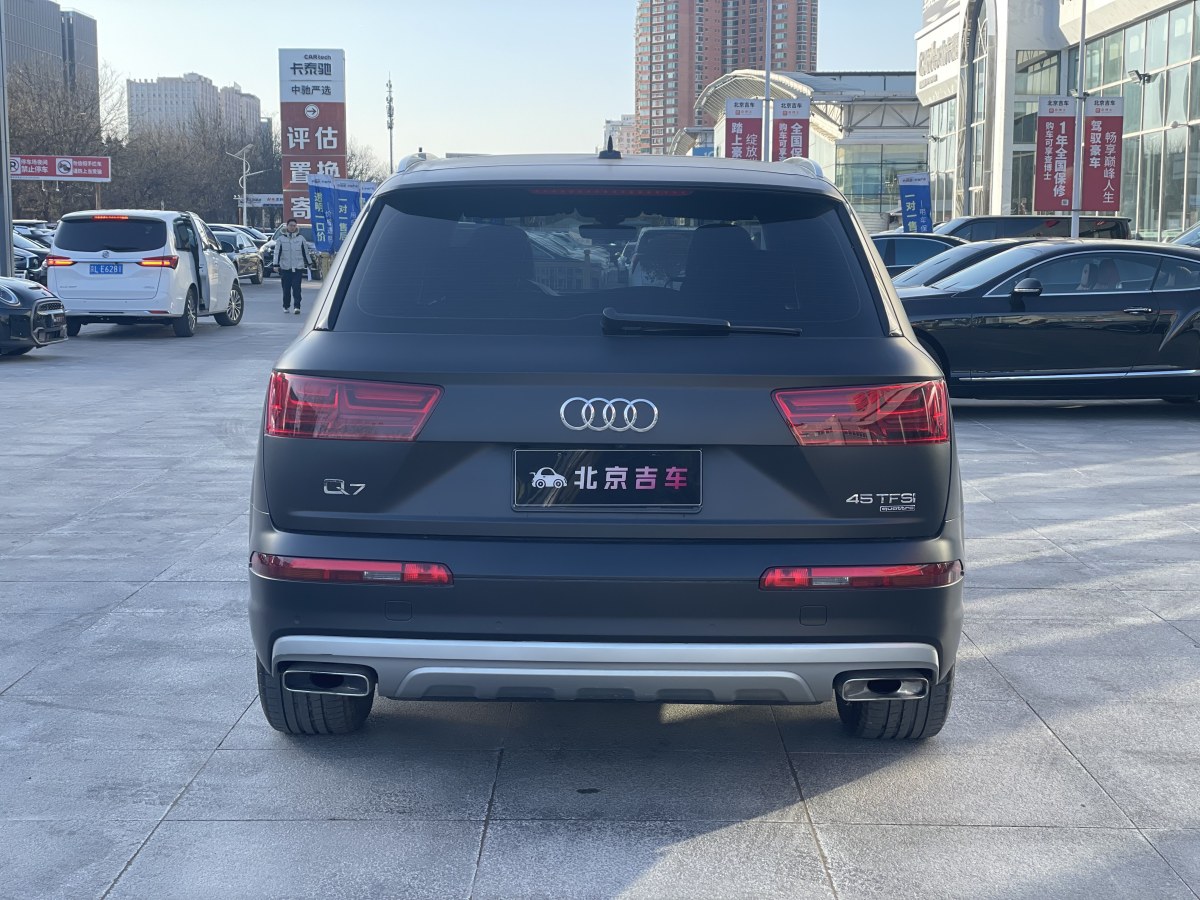 奧迪 奧迪Q7  2016款 45 TFSI 技術(shù)型圖片