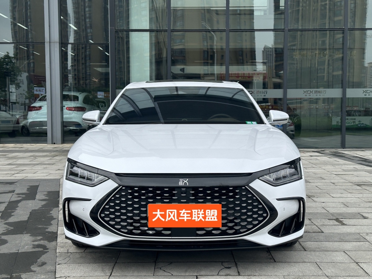 比亞迪 漢  2022款 DM-i 121KM 領(lǐng)航型圖片