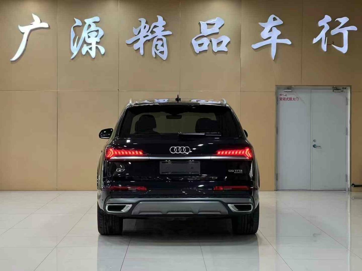 奧迪 奧迪Q7  2020款 45 TFSI quattro S line運(yùn)動(dòng)限量版圖片