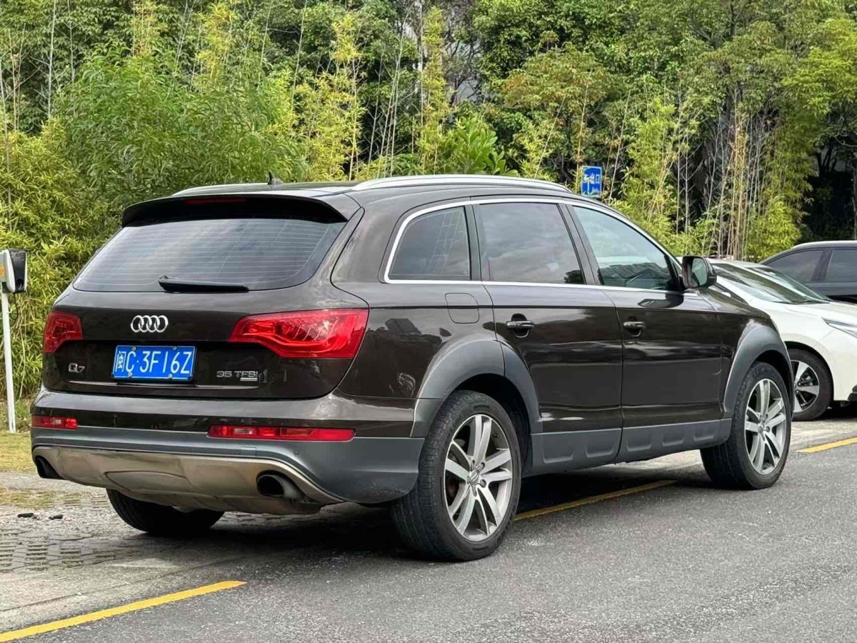 奧迪 奧迪Q7  2013款 35 TFSI 進(jìn)取型圖片