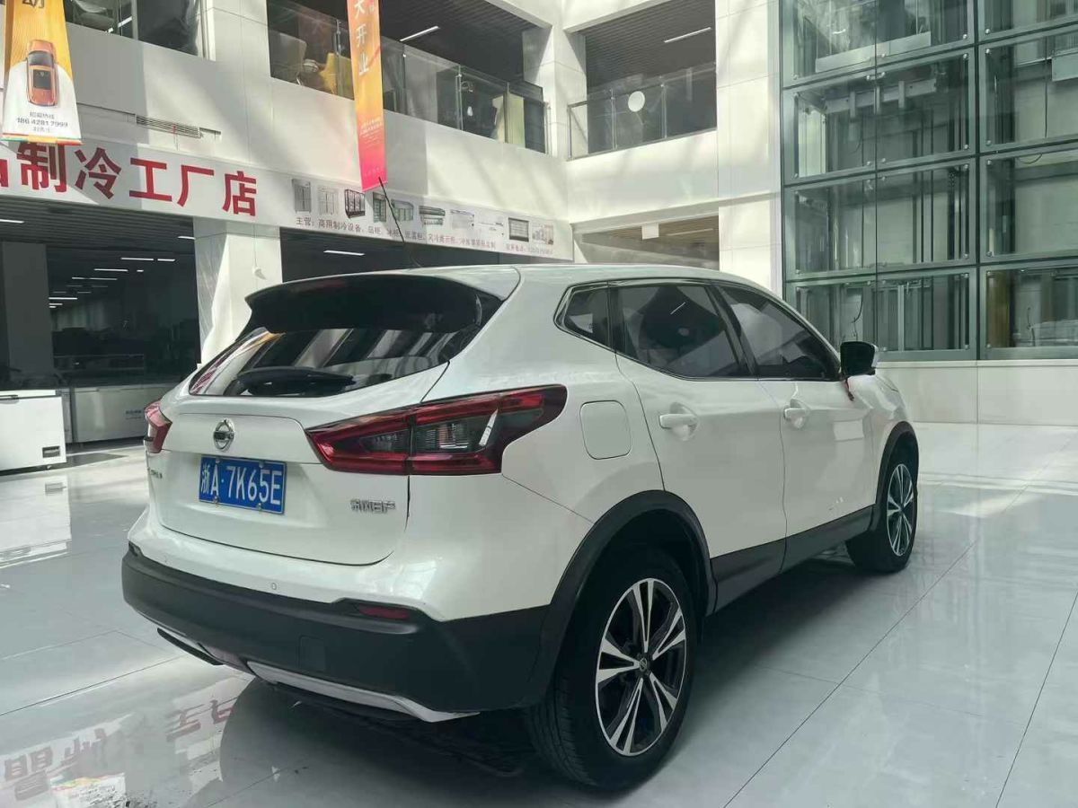 日產(chǎn) 逍客  2021款 2.0L CVT豪華版圖片