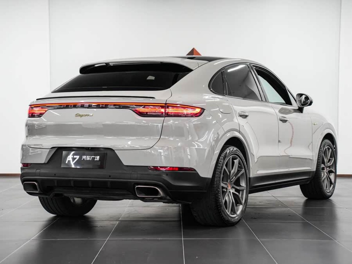 保時(shí)捷 Cayenne新能源  2021款 Cayenne E-Hybrid Coupé 2.0T圖片