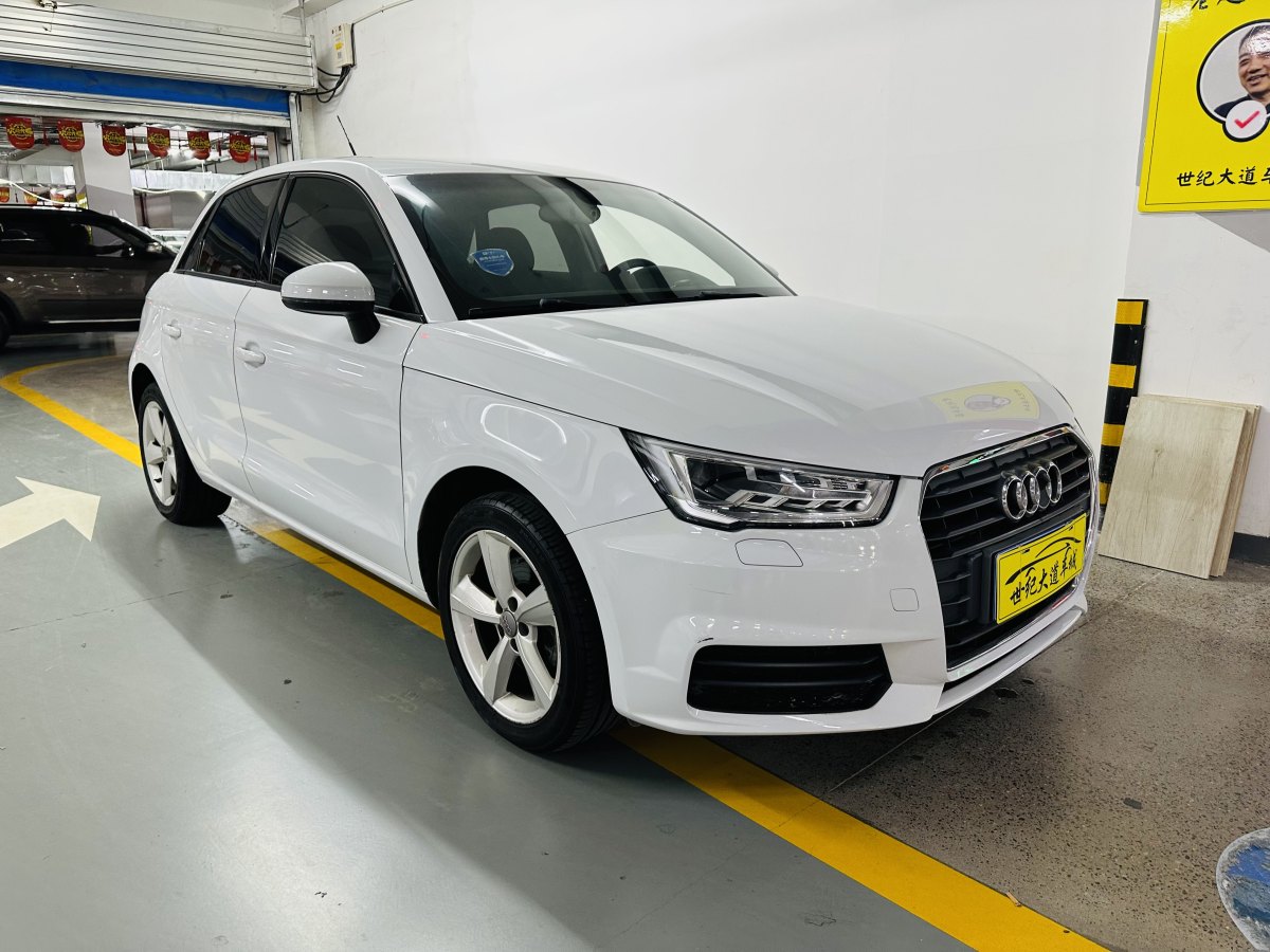 奥迪 奥迪A1  2016款 30 TFSI Sportback Design风尚版图片