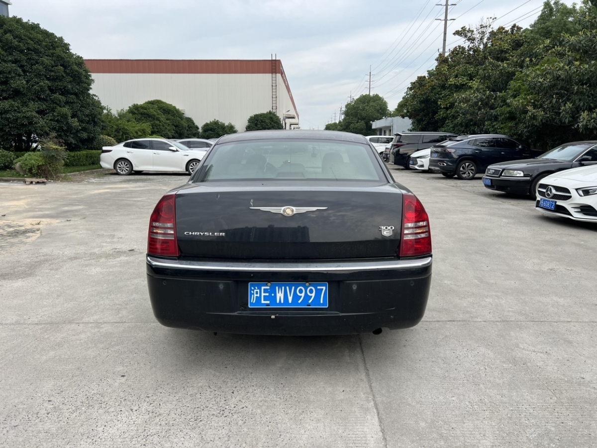 克萊斯勒 300C  2006款 2.7L 豪華版圖片