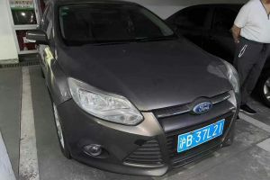 福克斯 福特 2.0T ST 標(biāo)準(zhǔn)版
