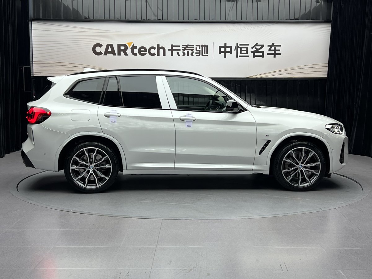 寶馬 寶馬X3  2022款 改款 xDrive30i 領(lǐng)先型 M曜夜套裝圖片