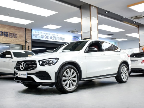 奔驰 奔驰GLC  2021款 GLC 260 4MATIC 轿跑SUV