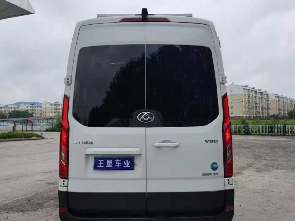 上汽大通 RV90  2021款 2.0T旅行家V90自行式B型房車旗艦版圖片