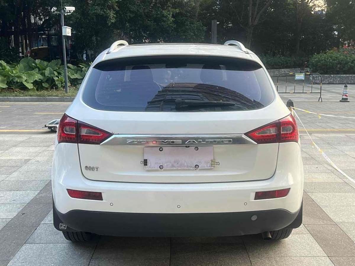 眾泰 T600  2014款 1.5T 手動尊貴型圖片