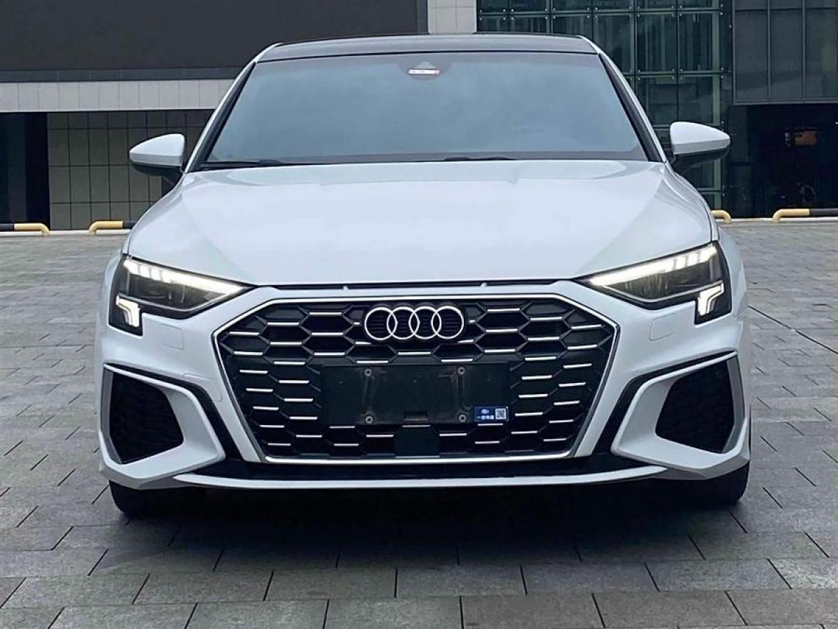 奧迪 奧迪A3  2021款 Sportback 35 TFSI 時(shí)尚運(yùn)動(dòng)型圖片