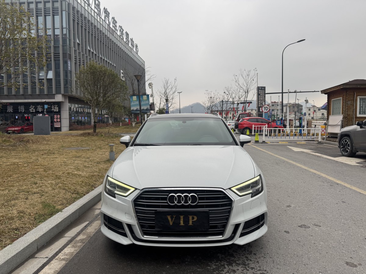 奧迪 奧迪A3  2017款 Sportback 35 TFSI 運動型圖片