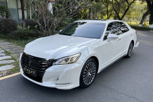 皇冠 丰田 2.0T 运动版