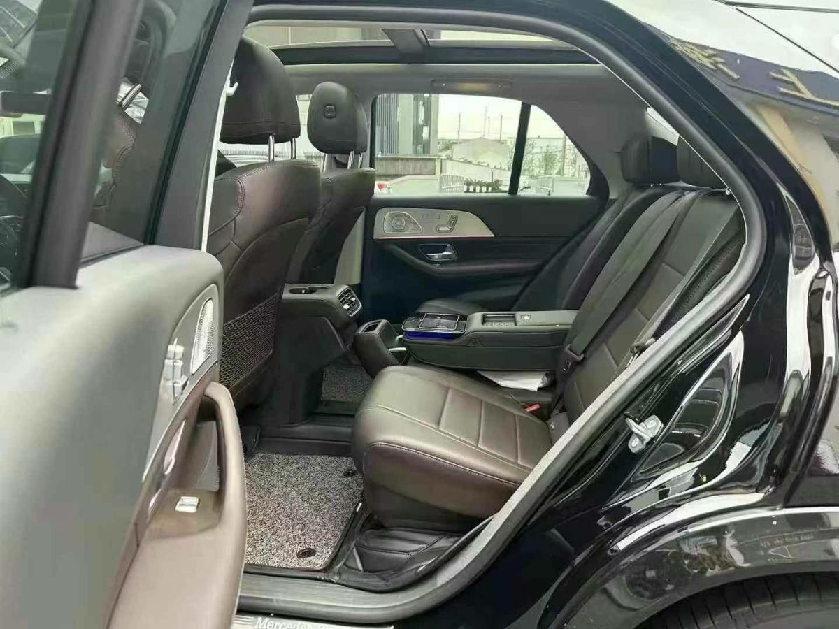 奔馳 奔馳GLC轎跑 AMG  2020款 AMG GLC 63 4MATIC+  轎跑SUV圖片