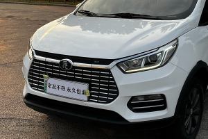 元新能源 比亚迪 EV360 智联炫酷型