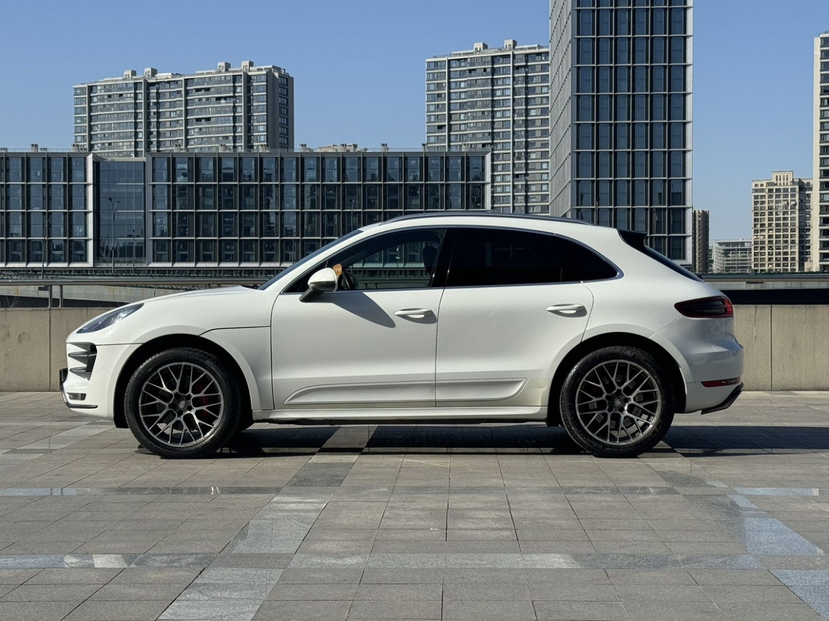 保時(shí)捷 Macan  2014款 Macan Turbo 3.6T圖片