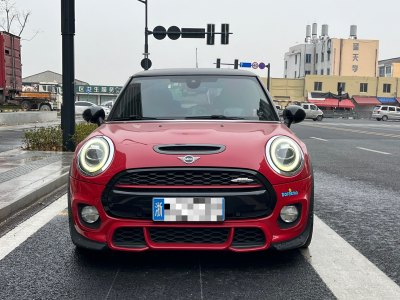 2019年8月 MINI MINI 2.0T COOPER S 賽車手圖片