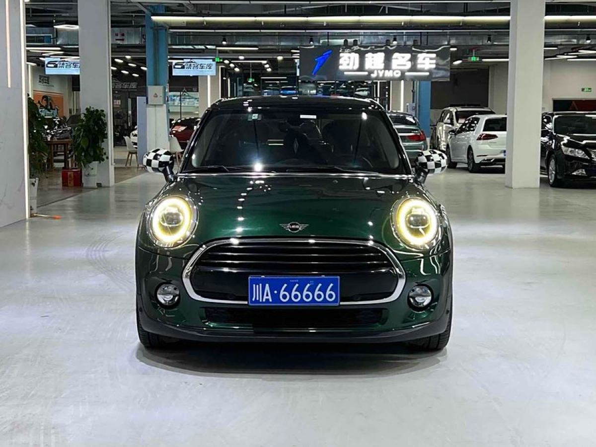 MINI MINI  2019款 1.5T COOPER 經(jīng)典派 五門版圖片