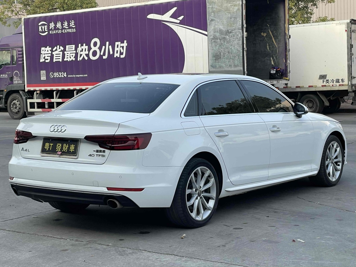 奧迪 奧迪A4L  2018款 30周年年型 40 TFSI 進取型圖片