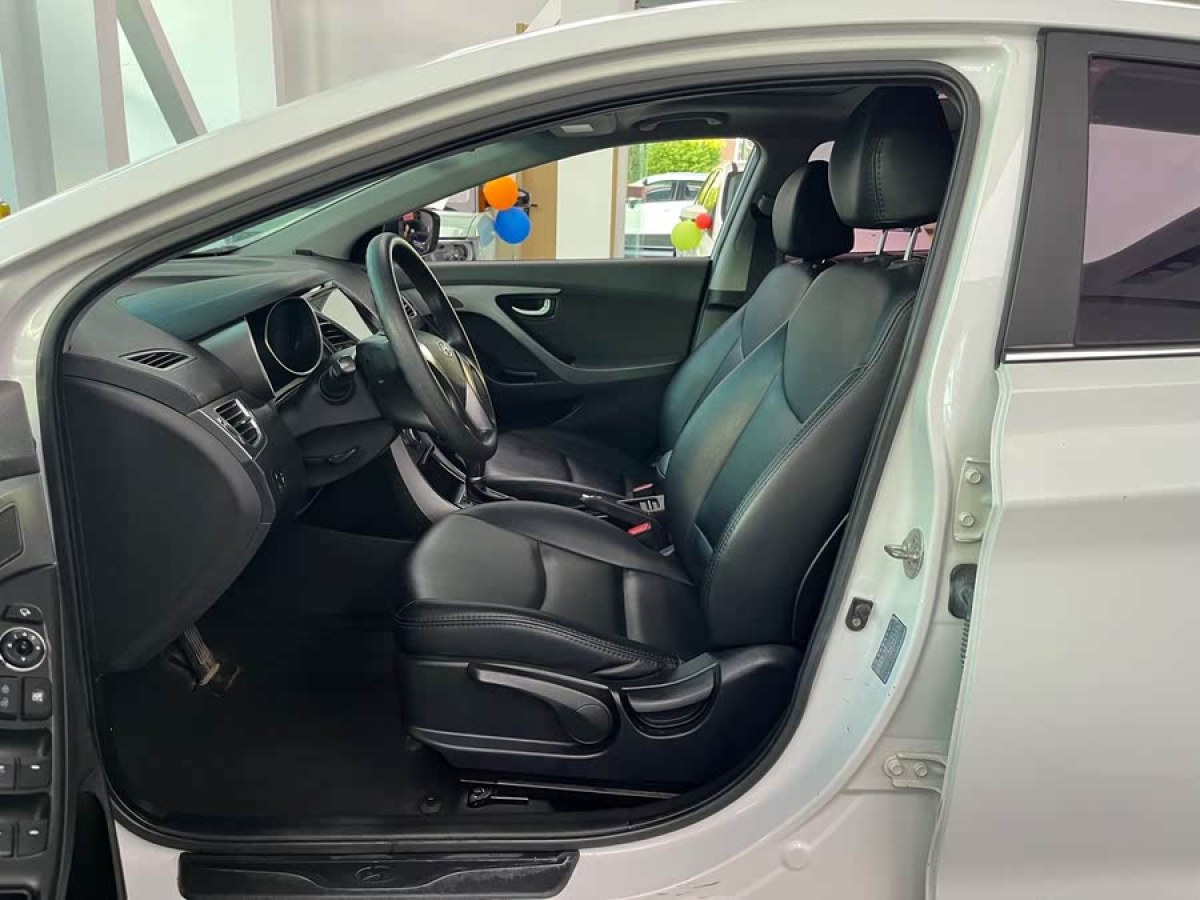 現(xiàn)代 朗動  2015款 1.6L 自動領先型圖片