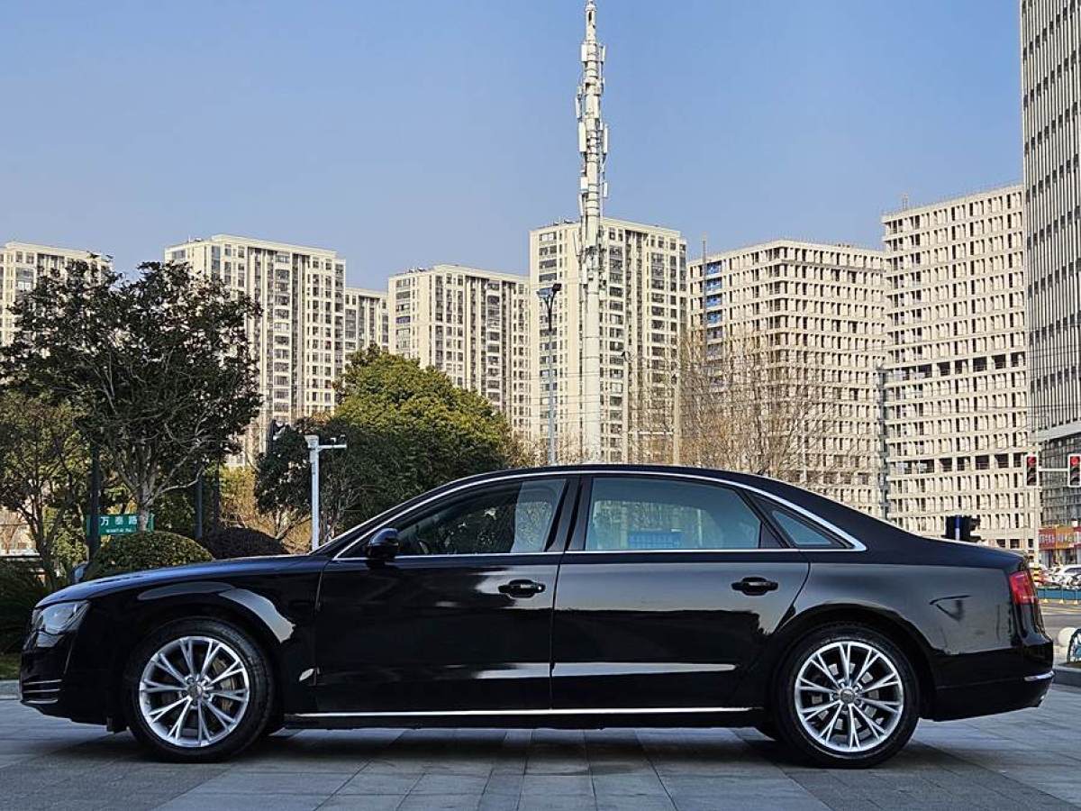 奧迪 奧迪A8  2011款 A8L 3.0 TFSI quattro豪華型(213kW)圖片