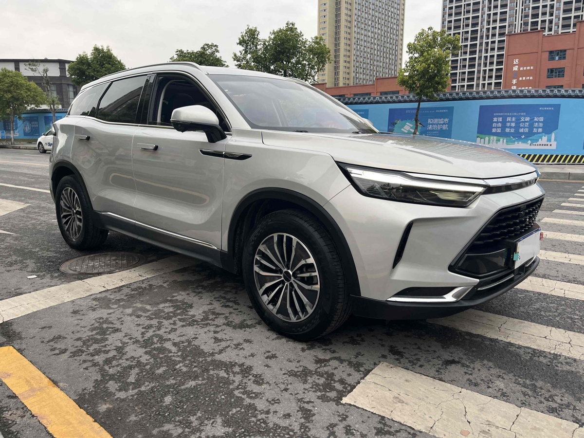 北汽紳寶 BEIJING-X7  2020款 1.5TD DCT賀歲限量版圖片