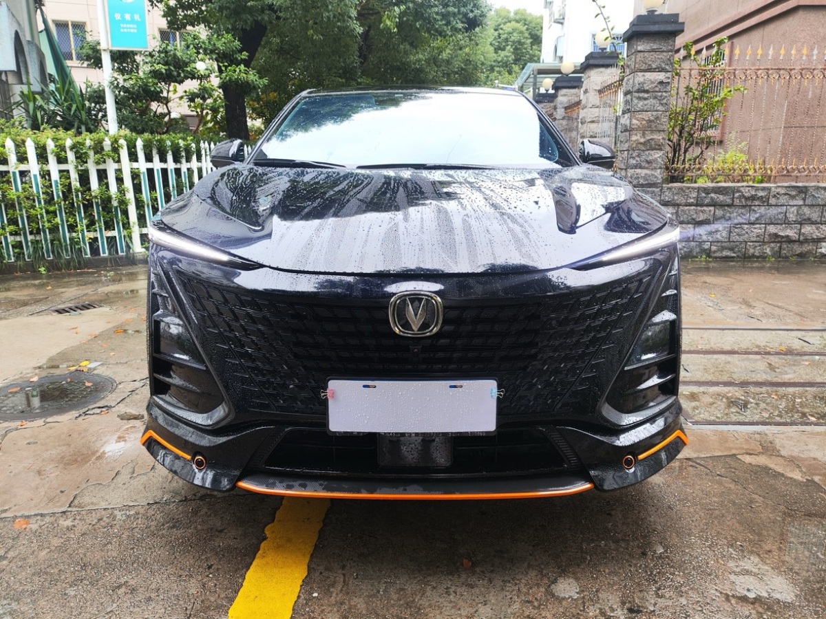 長(zhǎng)安 UNI-T  2022款 1.5T 卓越型圖片