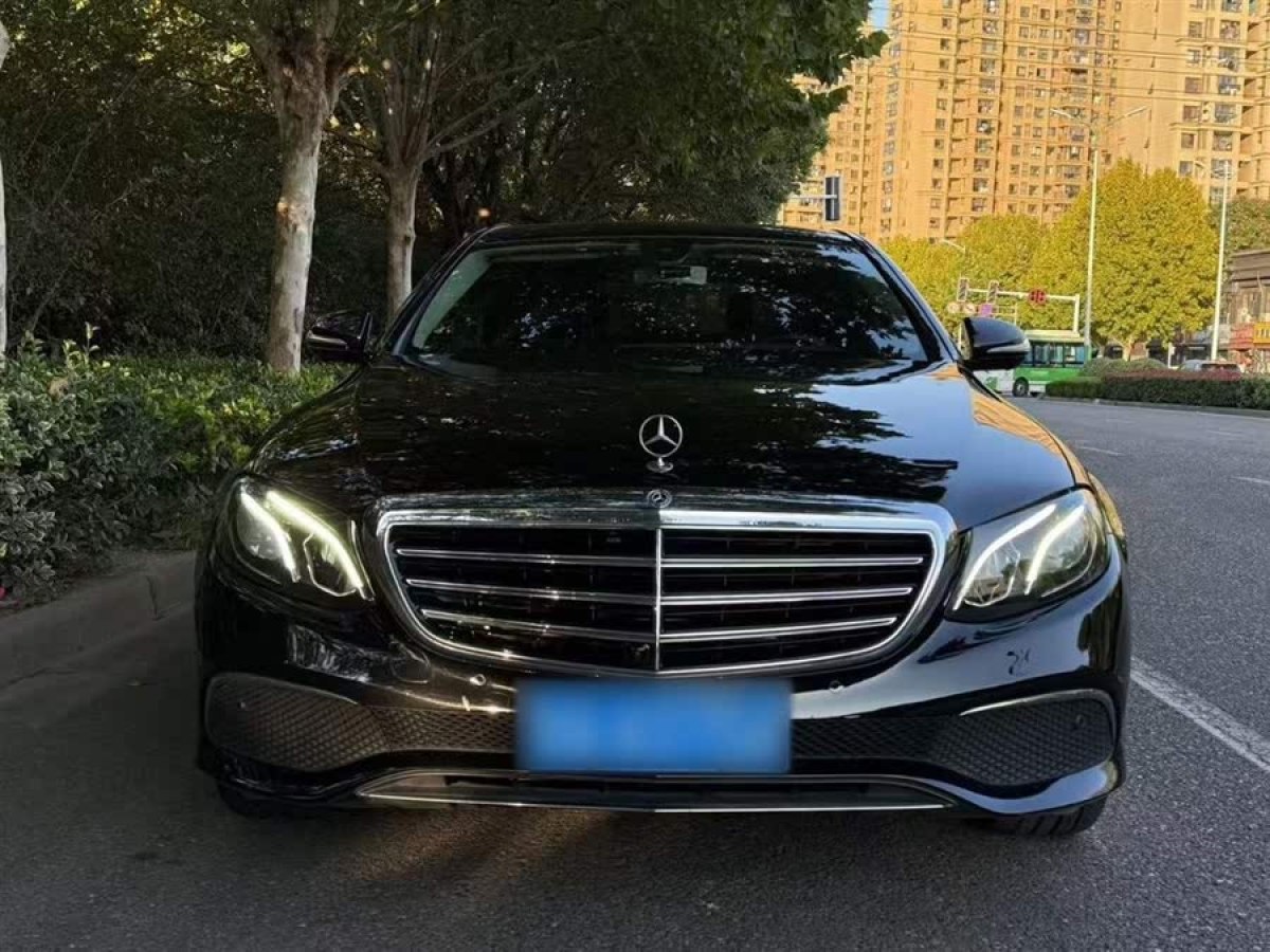 奔馳 奔馳E級(jí)  2019款 改款 E 300 L 時(shí)尚型圖片
