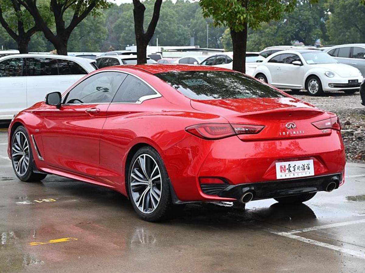 英菲尼迪 Q60  2019款 2.0T 豪華版圖片