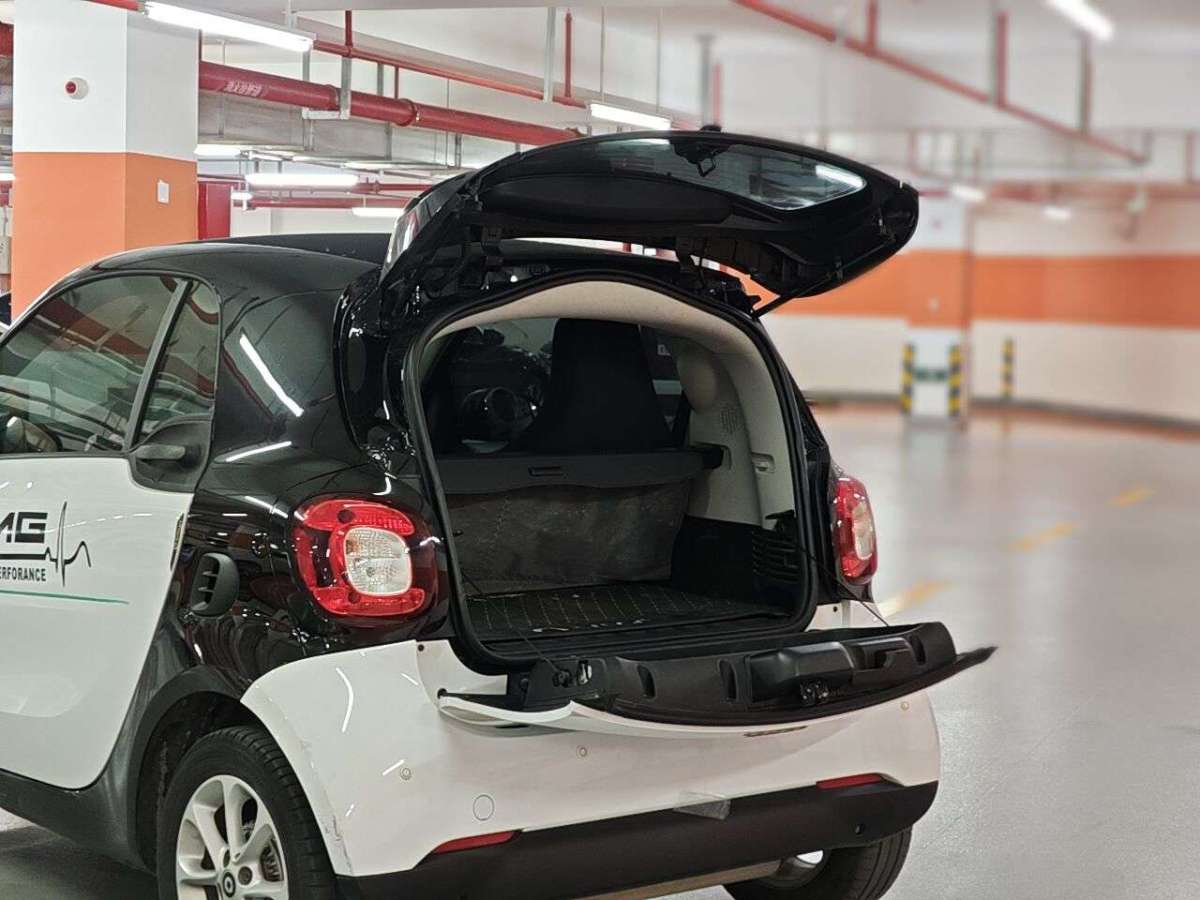 smart fortwo  2018款 1.0L 52千瓦硬頂靈動版圖片