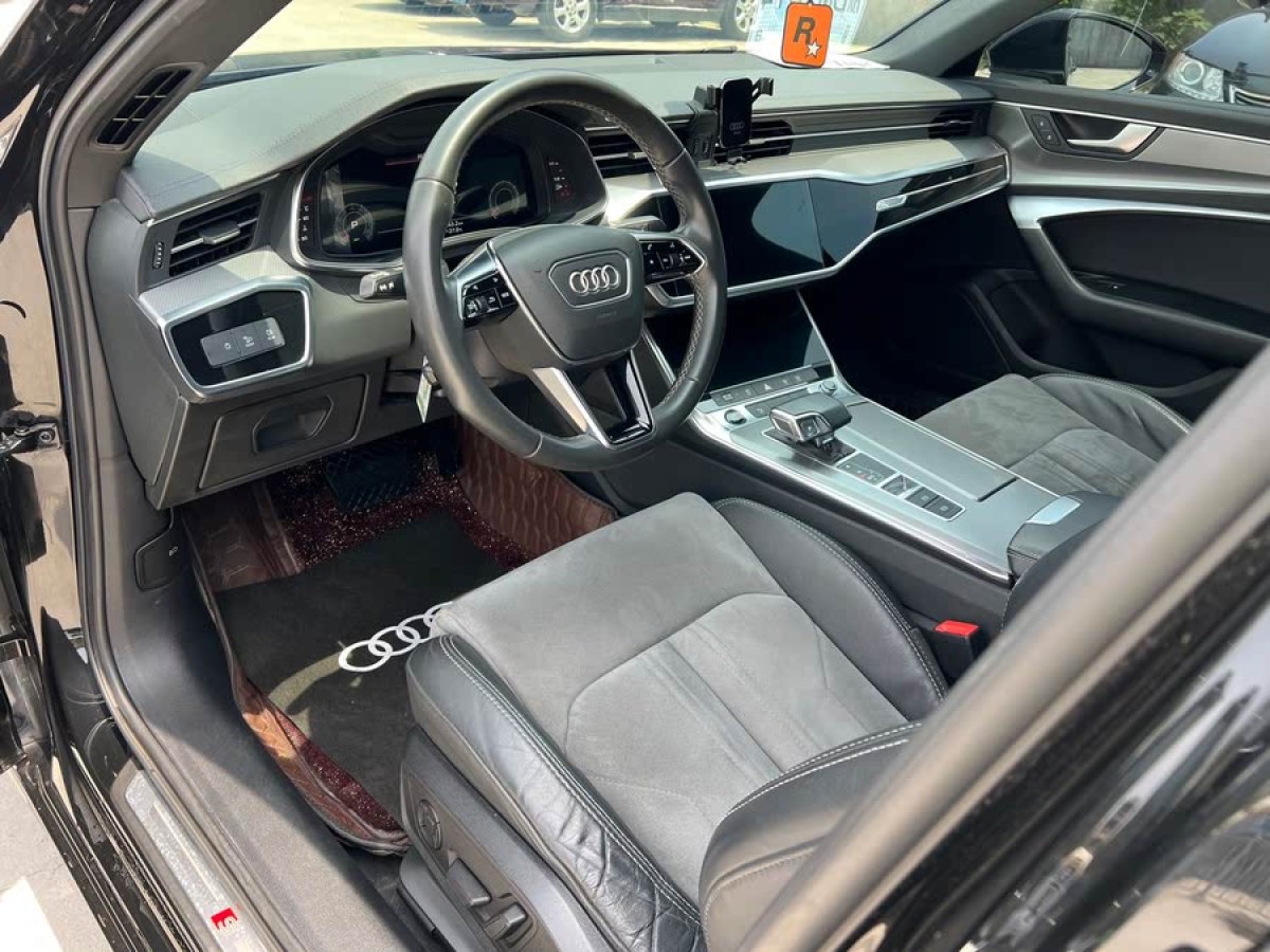 奧迪 奧迪A6L  2020款 40 TFSI 豪華動(dòng)感型圖片