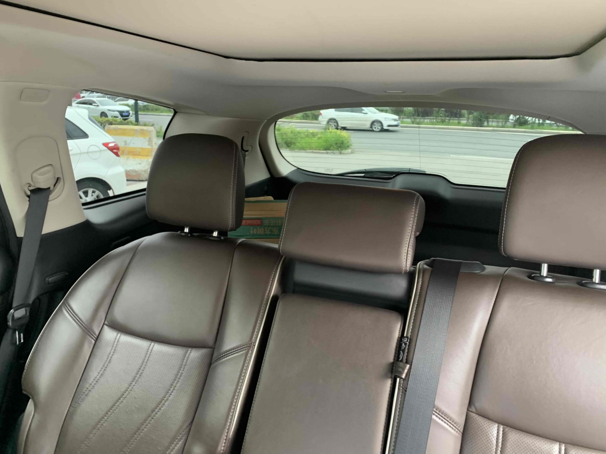 英菲尼迪 QX60  2020款 2.5 S/C Hybrid 兩驅(qū)卓越版 國VI圖片