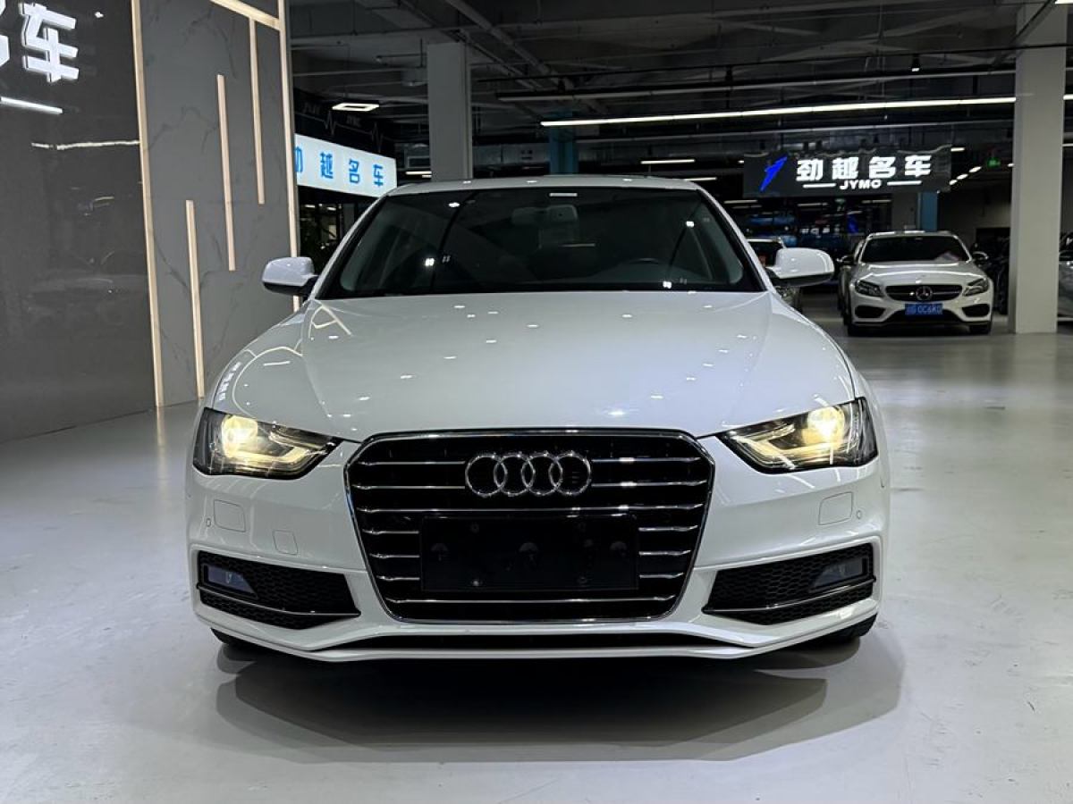 奧迪 奧迪A4L  2016款 35 TFSI 典藏版 S line豪華型圖片